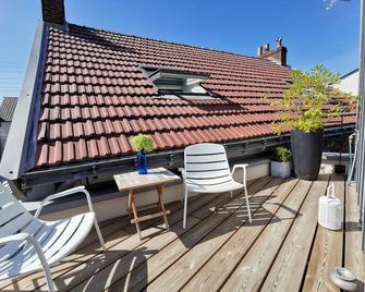 La Suite de l'Abbaye - climatisation et petit dej - Nantes - Balcon