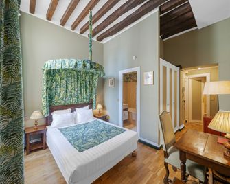 ホテル ド ラ ブルトヌリ - パリ - 寝室