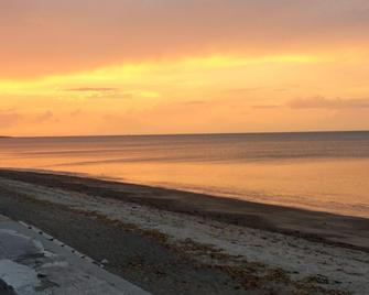 Oceanfront/ Beachfront Home on Sand Hills Scituate - Scituate - Beach