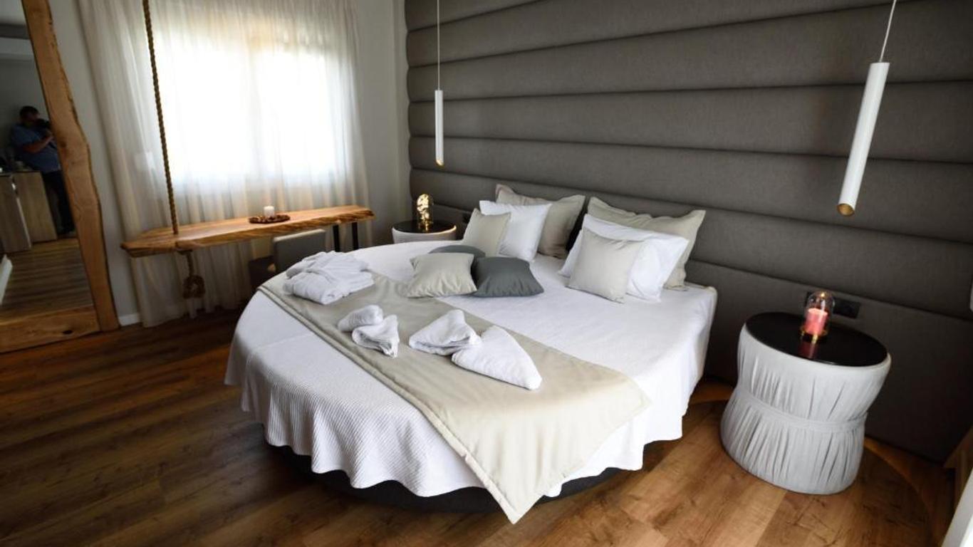 Magnifique Luxury Suites