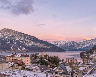 la belle vue Boutique Hotel & Café - Spiez - Outdoor view