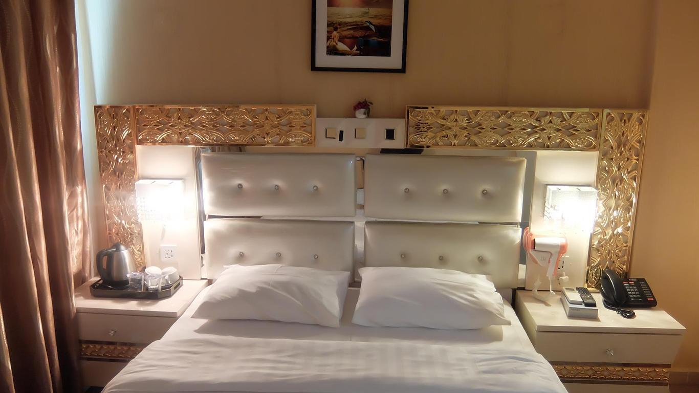 Yaju Hotel