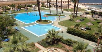 Hotel Les Palmiers - Monastir - Pool