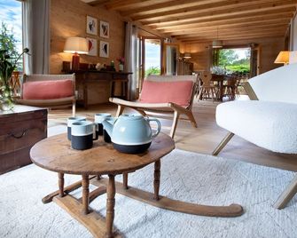 Chalet Chalet Shambala by Interhome - Ollon - Salon