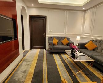 Rasis Serviced Apartments - Jedda - Sala de estar