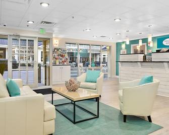 Brighton Suites Hotel - רהובות' ביץ' - לובי