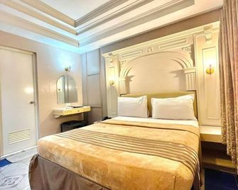 Urban Travellers Hotel - Pasay
