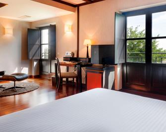 AC Hotel Palacio de Santa Ana by Marriott - Valladolid - Bedroom