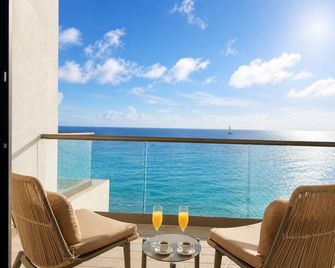 Royalton Vessence Barbados - Saint James - Balcony
