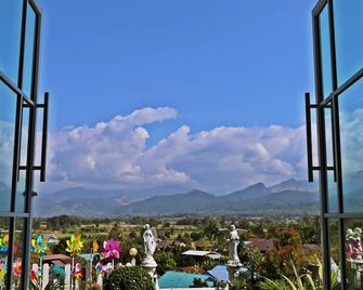 Pua De View Boutique Resort - Pua - Balcón