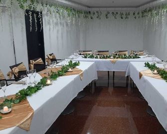 Hotel Palmeras De Luz - Moniquirá - Buffet