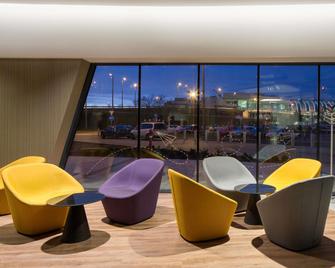 ibis Styles Budapest Airport - Budapest - Edificio