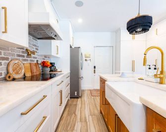 Luxury Villa W/ Pool, Concierge, Yacht and Chef Services! - Miami - Cocina