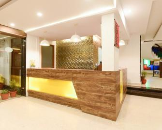 Hotel Nand Residency Mallroad - Mussoorie - Front desk