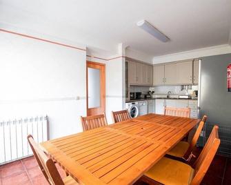 Holiday house Lourinhã for 1 - 7 persons with 3 bedrooms - Holiday home - São Bartolomeu - Comedor