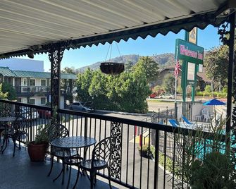 Welcome Inn - לוס אנג'לס - מרפסת