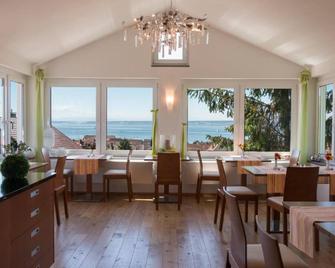 Room '102' with Shared Garden, Balcony and Wi-Fi - Hagnau am Bodensee - Restaurant