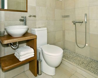 Spiros & Hiroko Hotel - Adults Only - Perissa