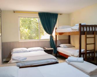 Hotel Caldas Plaza - Caldas - Bedroom
