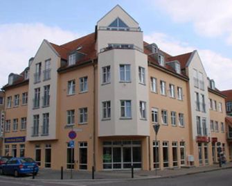 필름호텔 릴리 말린 - 포츠담 - 건물