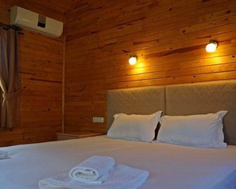 Estelar Bungalow - Cirali - Slaapkamer