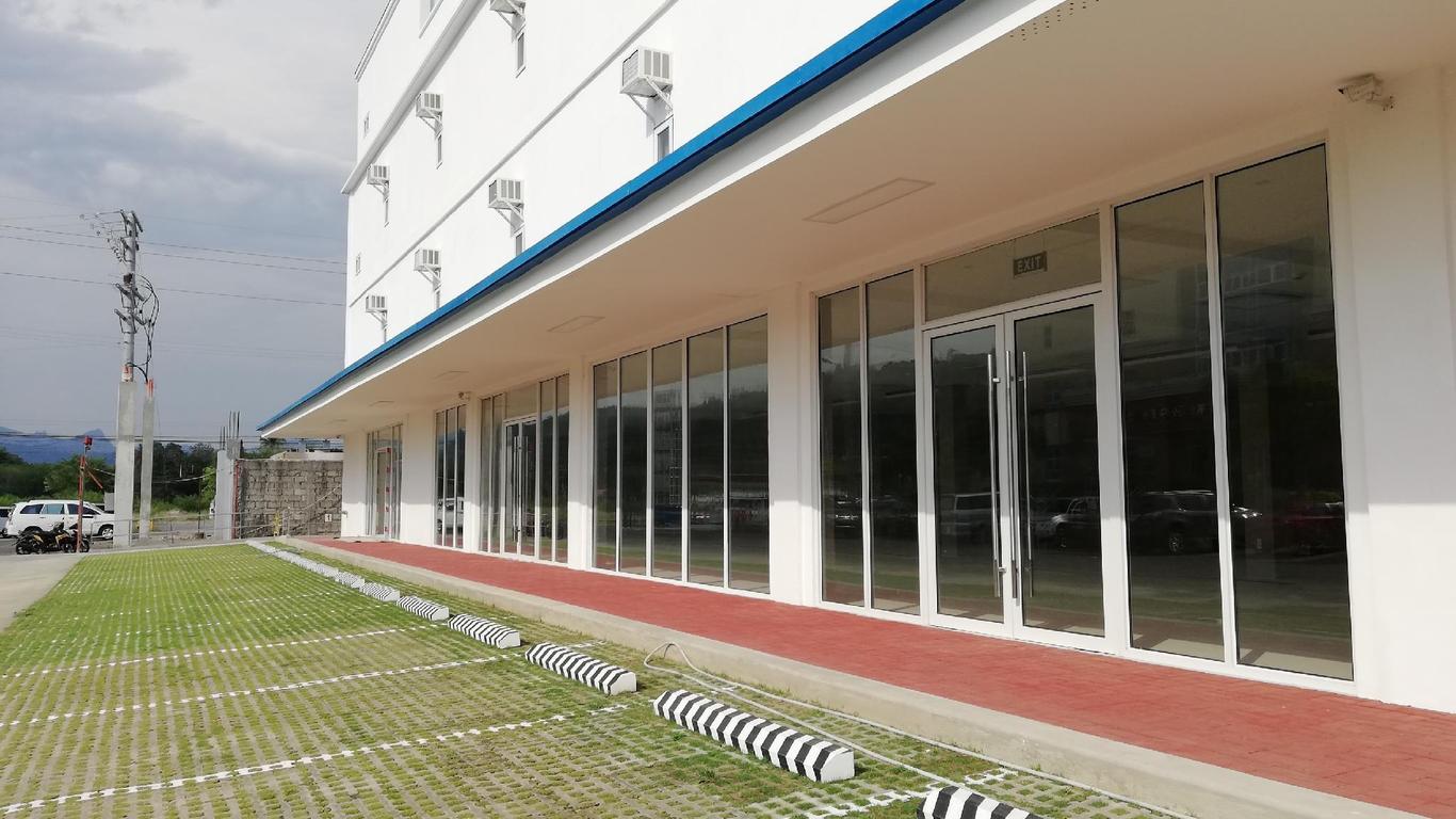Subic Bay Hostel and Dormitory