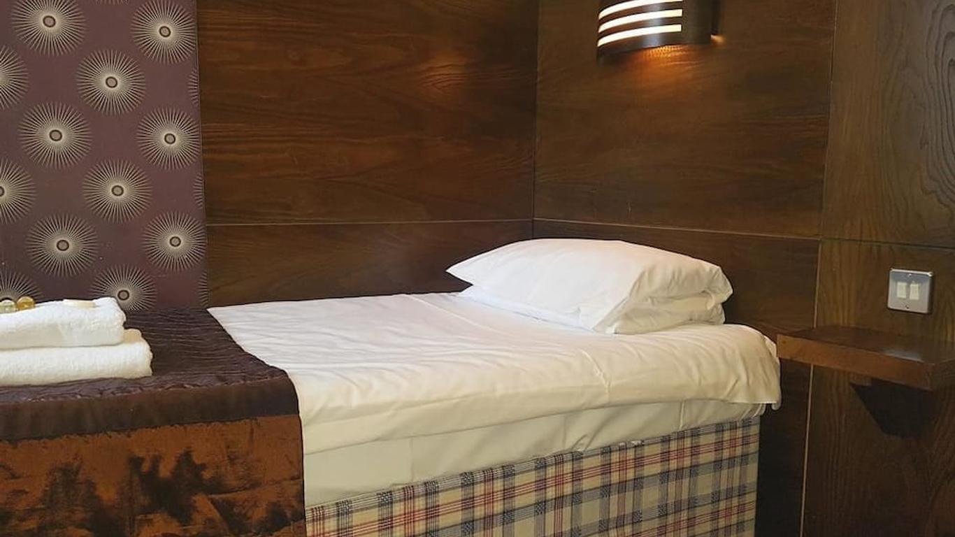 The Queensberry Hotel