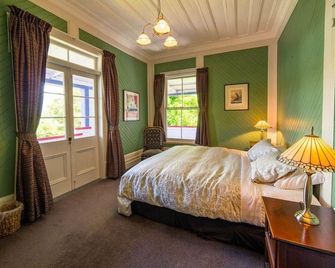 Shady Rest Bed & Breakfast - Takaka - Habitación