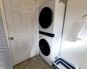 Cozy Studio In Beautiful Sugarhouse, King Bed, Wifi, Ac - Salt Lake City - Lavanderia