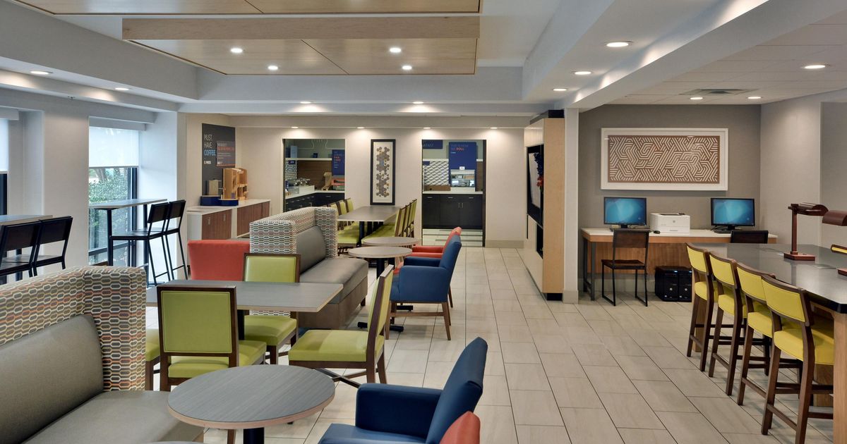 Holiday Inn Express RaleighDurham Airport à partir de 82 €. Hôtels à