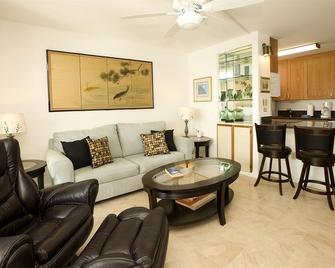 Island Sands Resort Condominiums - Maalaea - Living room
