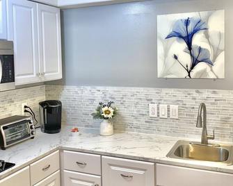 Lovely 1 bedroom Lomita apartment - Lomita - Kitchen