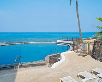 Casa De Emdeko Pool A/C & More! - Kailua-Kona - Pool