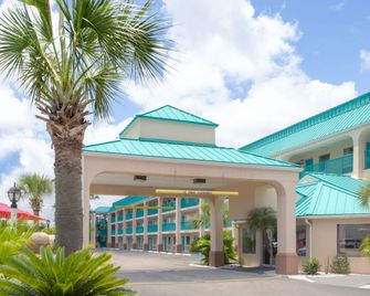 Days Inn by Wyndham Gulfport - Gulfport - Building