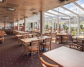 ibis 3 Lacs Neuchâtel - Neuchâtel - Restaurant