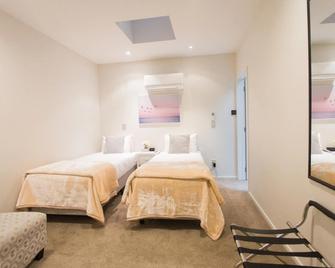 Colombo Lodge Hotel - Christchurch - Bedroom