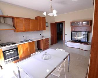 Cielo Stellato - Polignano a Mare - Kitchen
