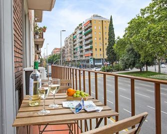 Stay U-nique Apartments Sicília - Barcelona - Balcón