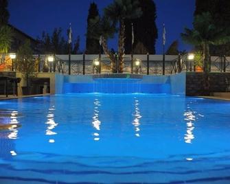 Pedaliza Butik Otel - Gebze - Piscina