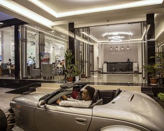 Sierra Palms Resort - Freetown - Lobby