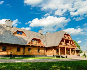 Hotel Przy Dworze - Droblin - Budynek