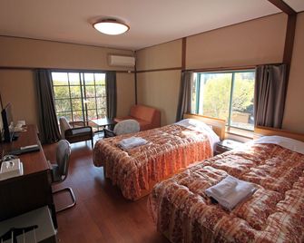 كاشيكوجيما هوتل باي جاردن - شيما - غرفة نوم