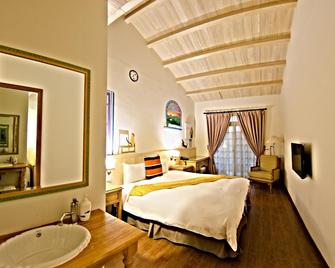 Sasa Nor Lamour B&B - Hengchun Township - חדר שינה