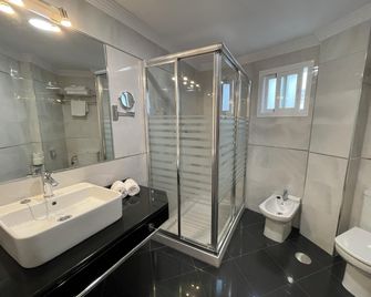 Hotel Plaza Cavana - Nerja
