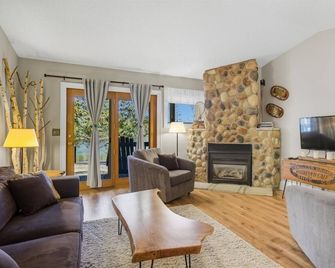 Updated beachfront condo at Giants Ridge - Biwabik - Sala de estar