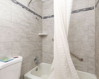 Stay Express Inn Elko - Elko - Bathroom