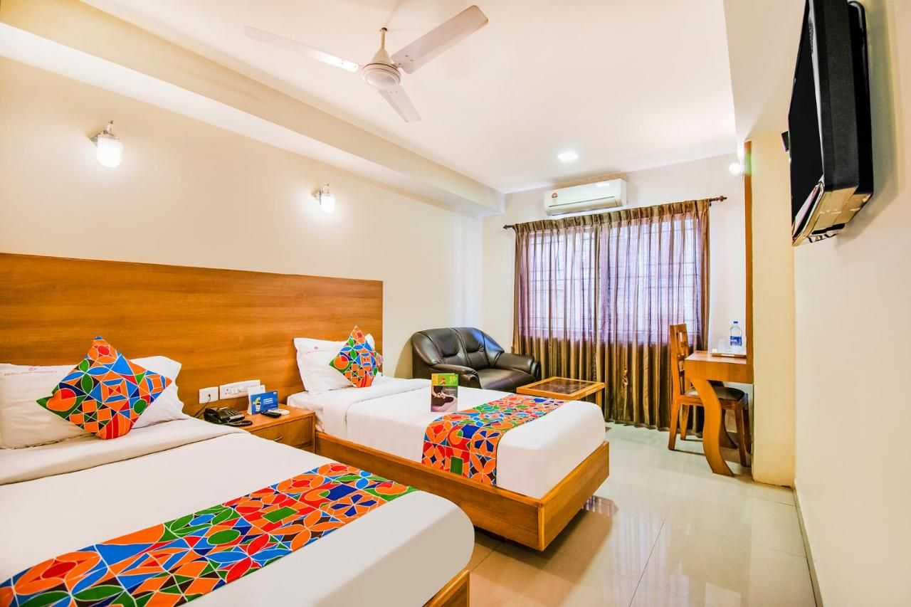 FabHotel Jansi Deluxe - Nr Gandhipuram Bus stand thumbnail 3
