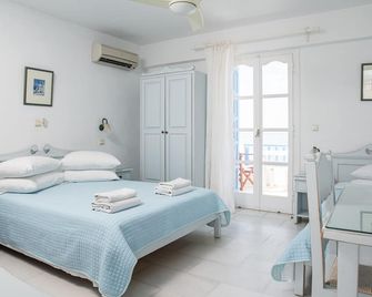 Castello on the Beach - Agia Anna - Habitación