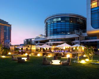 Renaissance by Crystall - Atyrau - Building