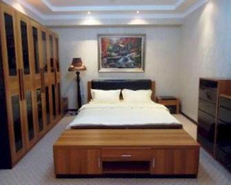 Grand Hotel Zarafshan In Fiez Navoi - Navoiy - Bedroom